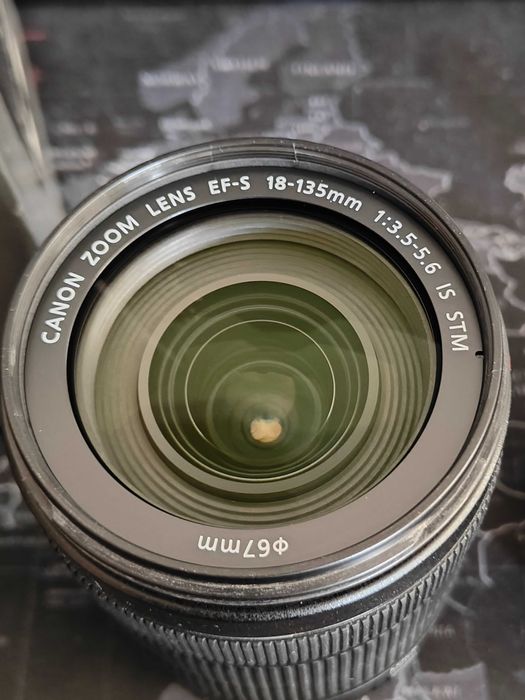 Обектив Canon EFS 18-135 IS STM