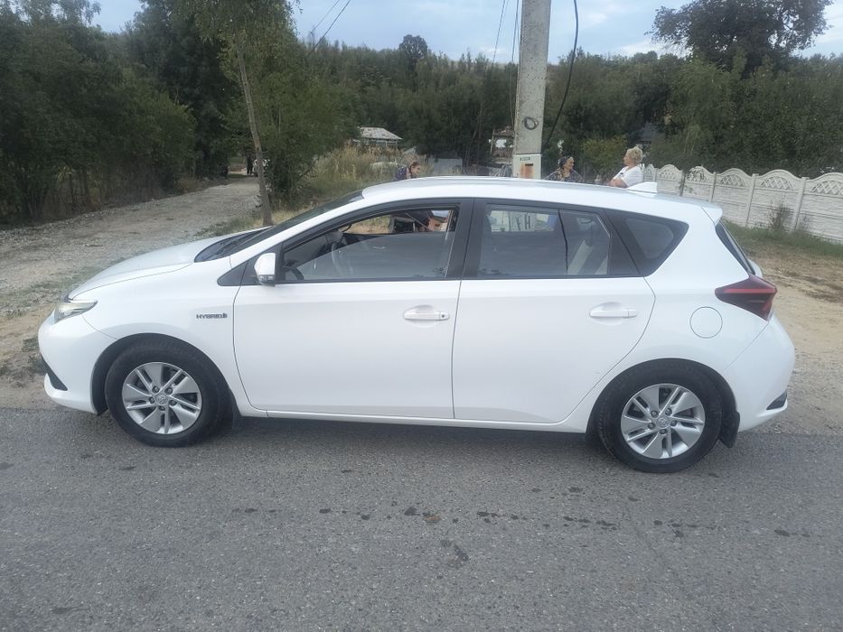 Toyota Auris hibrid