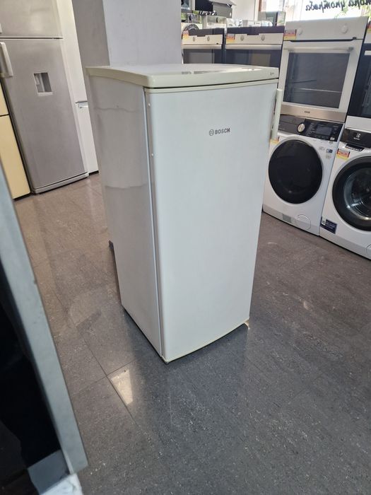 Хладилник с фризер Bosch A++
