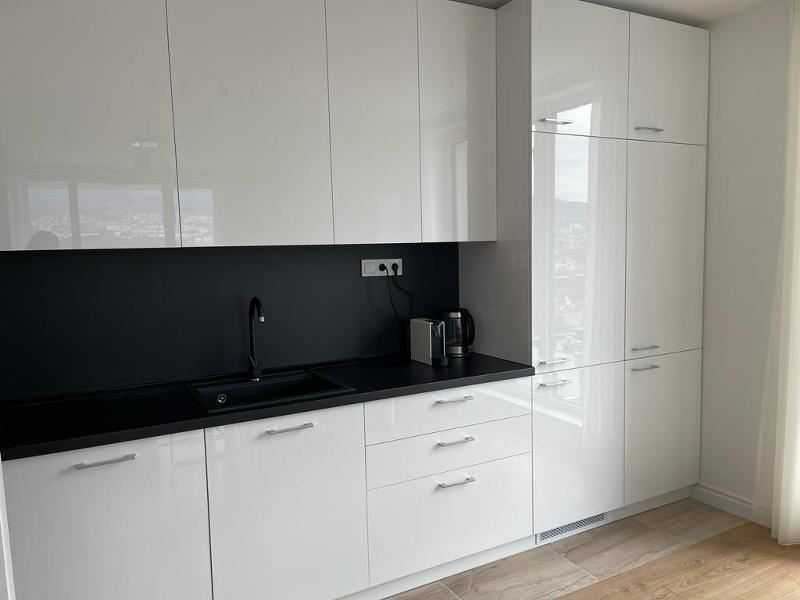 Дава се под наем Двустаен апартамент в София, Кръстова вада - 65 кв.м за 510 € - Снимка #1