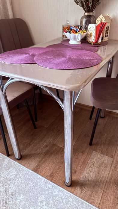 Стол кухонный!!!