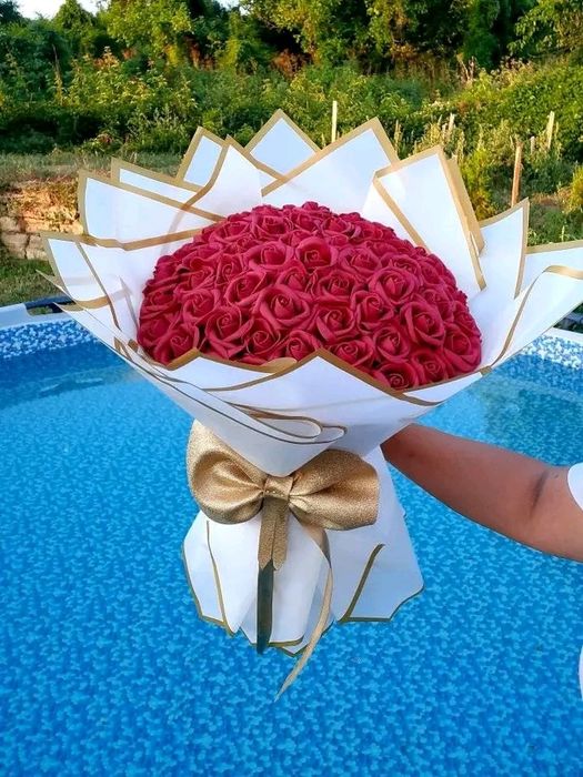 Вечен букет за специални поводи