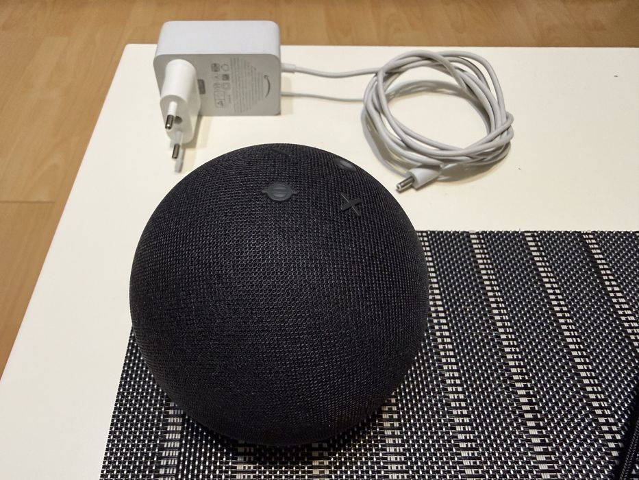 Amazon Alexa Dot 5
