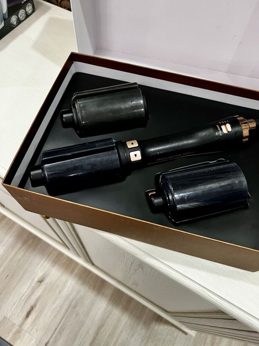 Фен-щетка Rowenta