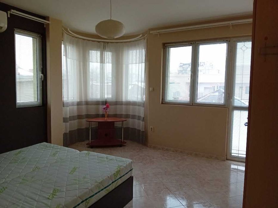 Дава се под наем Двустаен апартамент в София, Модерно предградие - 70 кв.м за 612 € - Снимка #3