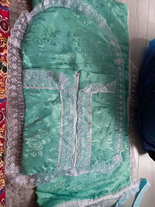 Продам конверт на выписку  .