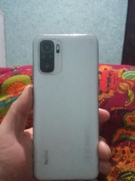 Redmi not 10s Srocni