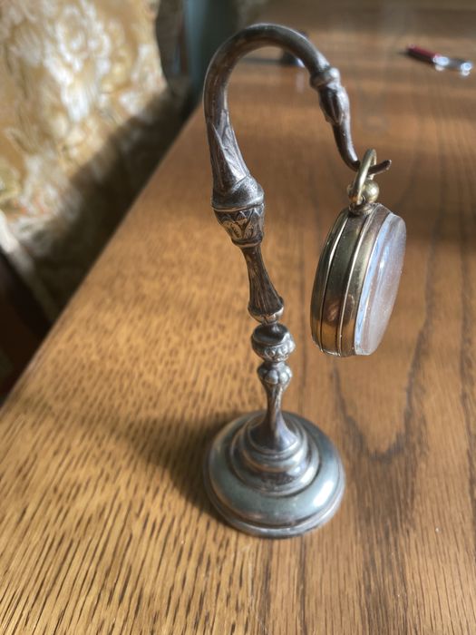 Vand suport ceas de buzunar  diferite marimi