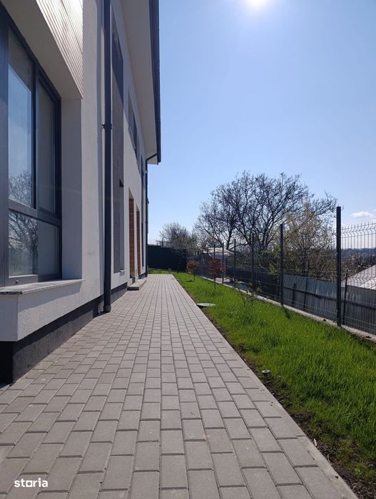 Duplex P+1et, S.140mp, 2parcari ext, Dambul Rotund