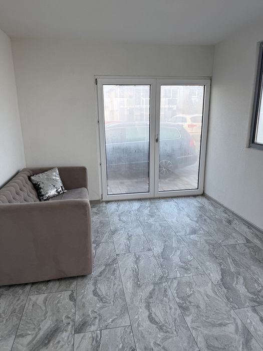 Containar   Tip birou locuinta ,cu bae ,bucatare  7 lungime 3,30 latim