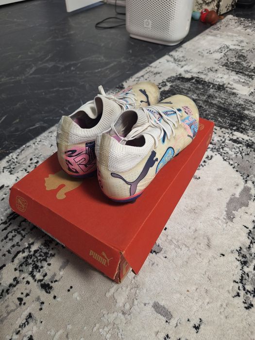 Ghete de fotbal Puma FUTURE 7 pro VOL. UP FG/AG
ghetele au fost cumpar