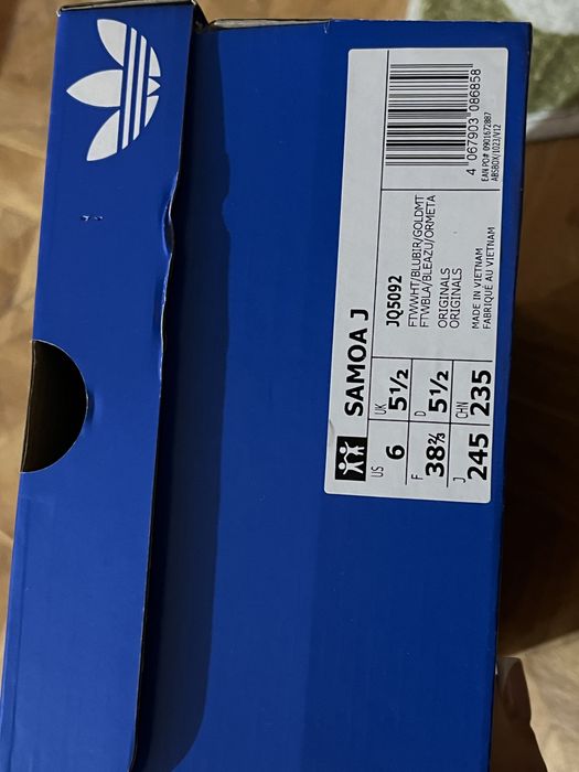 Новые Adidas Samoa 37.5 оригинал