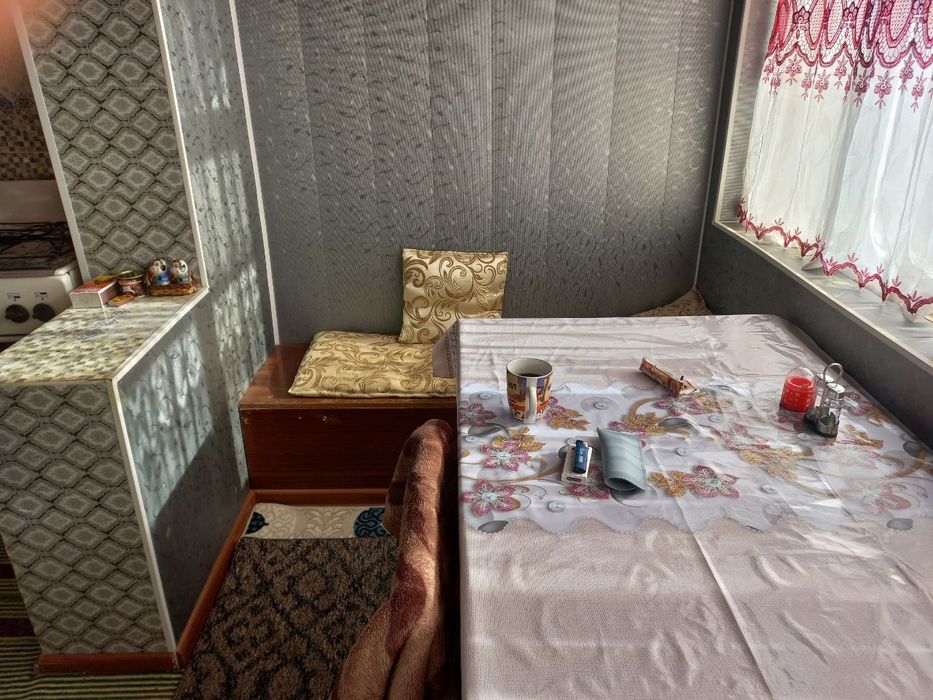 Сотилади срочно 2 хонали кв