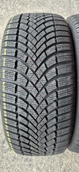 2 anvelope iarna ca noi runflat Bridgestone 225/45/18.Pret/buc