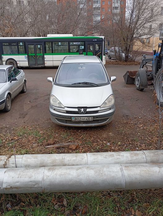 Продается минивэн