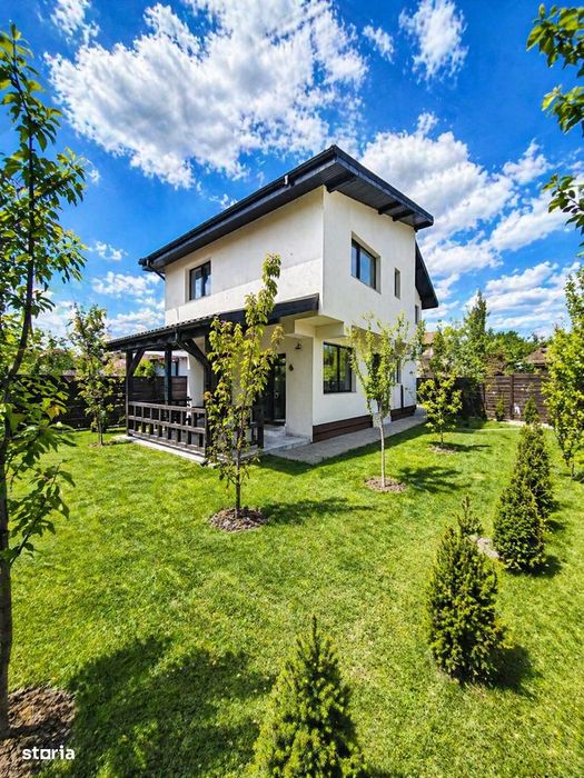 Casă 4 camere, 135 mp, curte 300 mp, mobilată premium