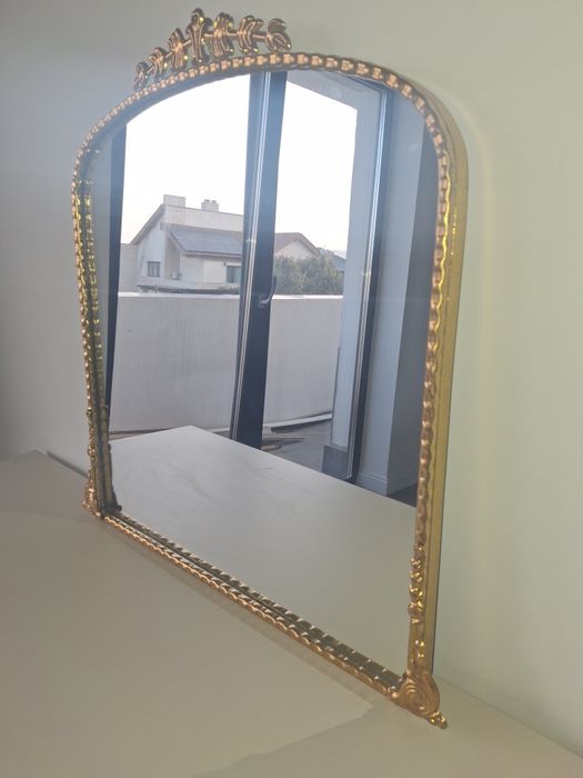 Oglinda clasic- modernă