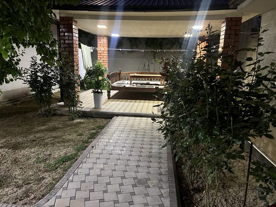 Продаётся СРОЧНО дом Юнусобод Регистон заезжай и живи!