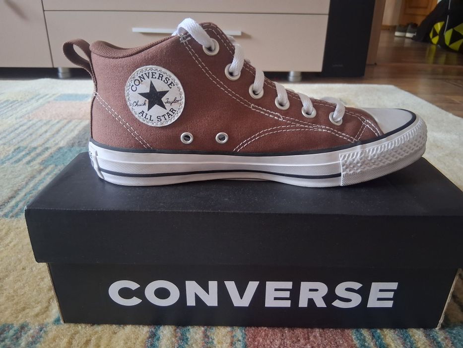 Coverse maro marime 39
