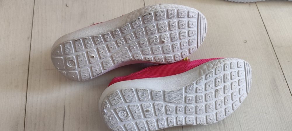 Аква обувки детски в розово