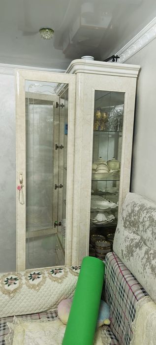 Стенки для посуды украшение