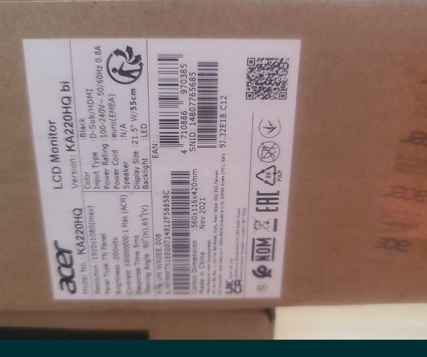 Монитор почти новый