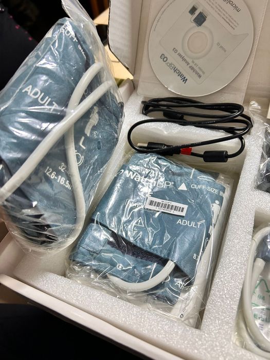 Tensiometru  1500 Lei Negociabil!!