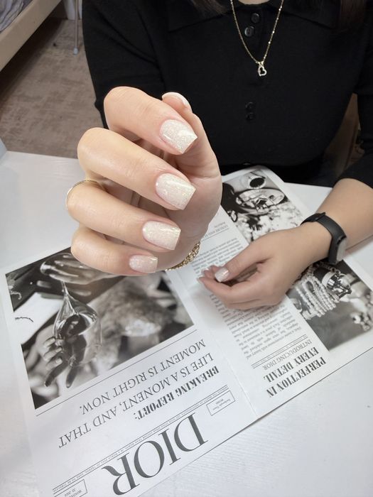 Маникюр , педикюр шиллак, наращивание, аппаратный маникюр