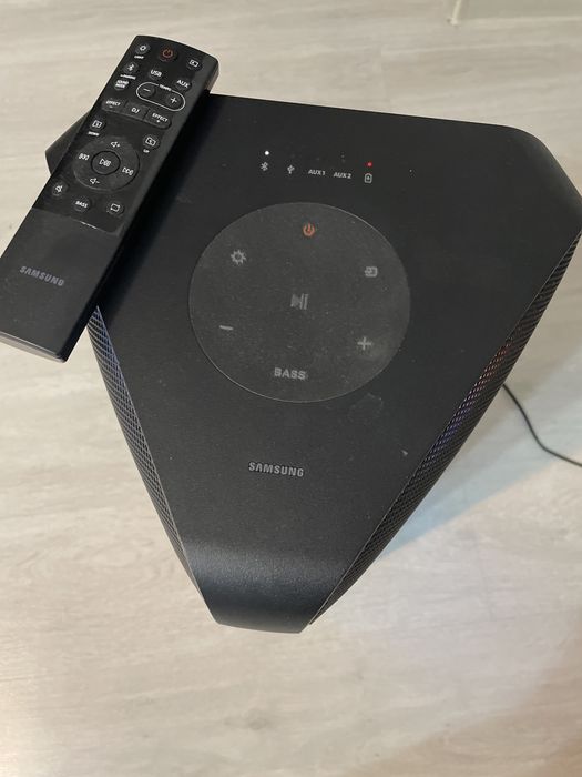Boxa samsung cu telecomanda