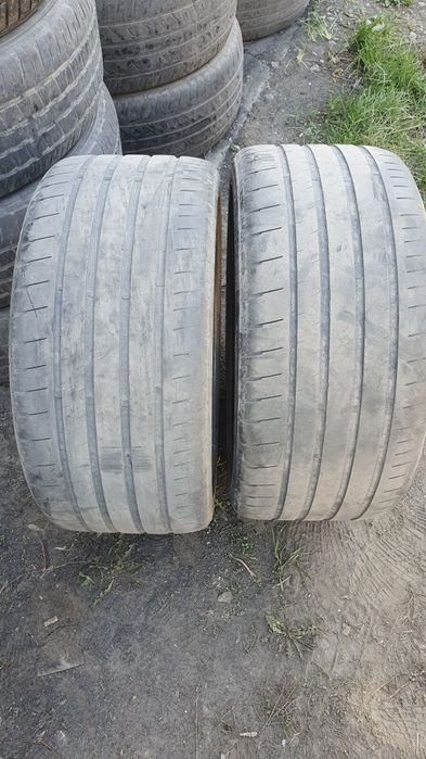 Продам две шины r19