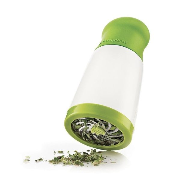 Tocator manual de verdeturi