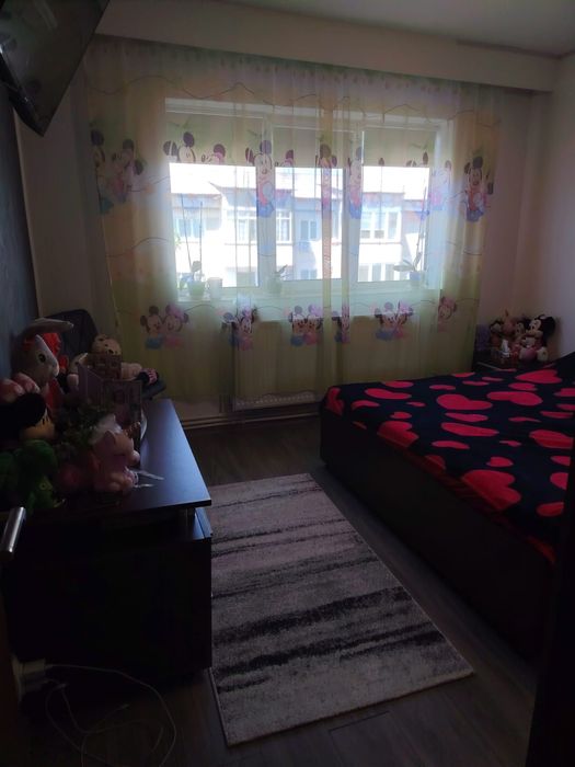 Vând apartament cu 2 camere