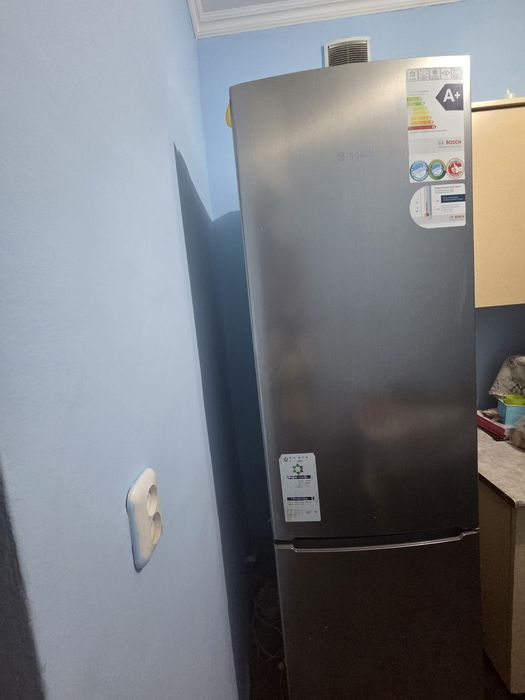 Продам холодильник Bocsh