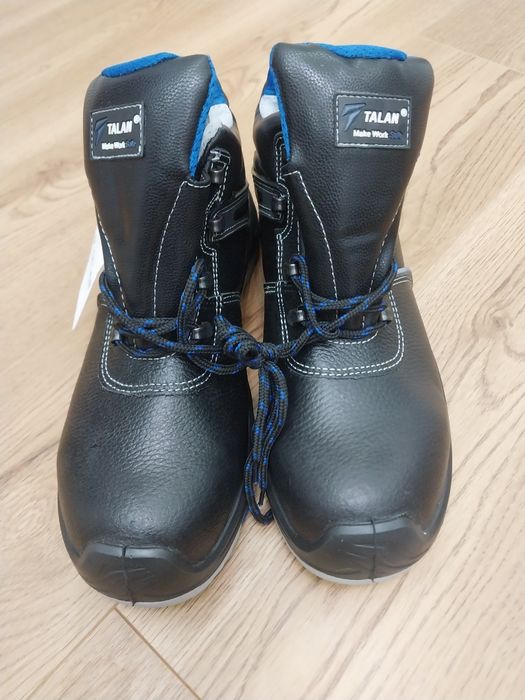 Продам спец обувь