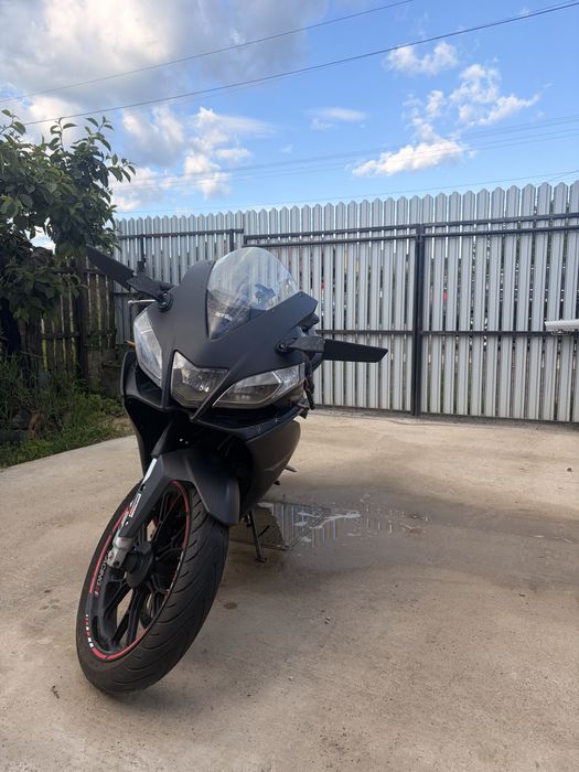 Aprilia rs4 125 2015