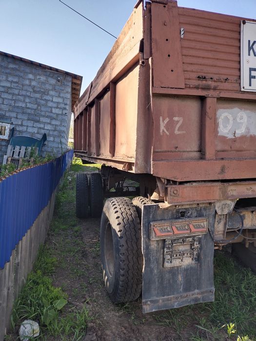 Срочно продам прицеп самосвал