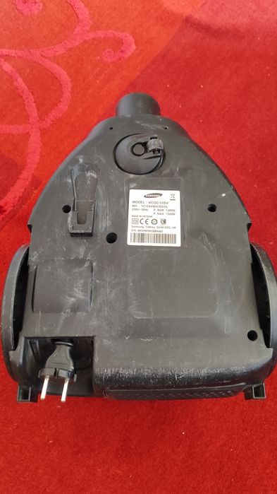 Прахосмукачка за ремонт или части Samsung VCDC15SV - мотора бучи много