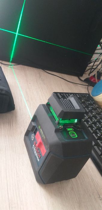 Bosch Professional GLL2-20 G лазерный уровень