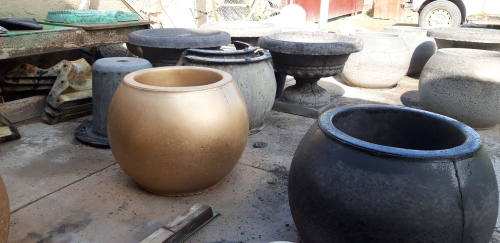 Вазоны, цветочницы