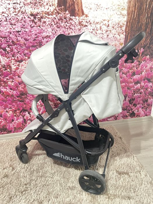 Бебешка количка( 3+)