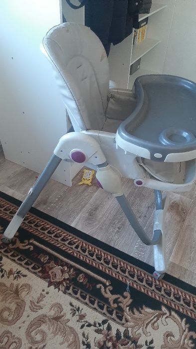 Детский стол для кормления