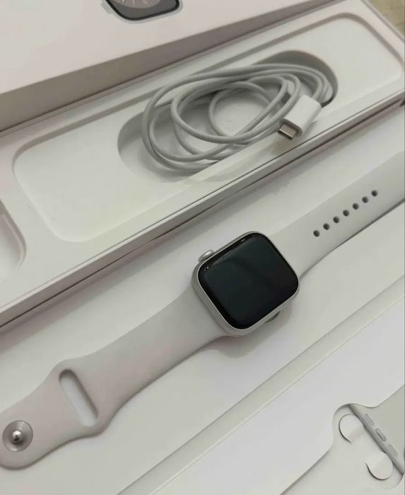 Apple Watch 8 series.11 MM