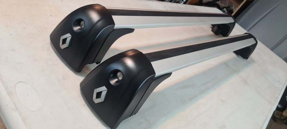 Thule-греди-багажник-релси-рено меган 4-пежо 208