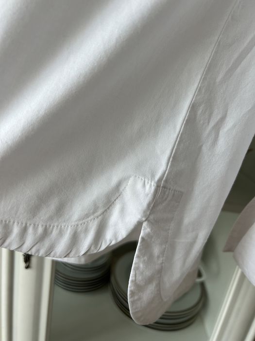 Рубашки белые бренд