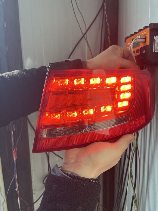 Stop dreapta aripa led audi a4 b8 8k5945096b