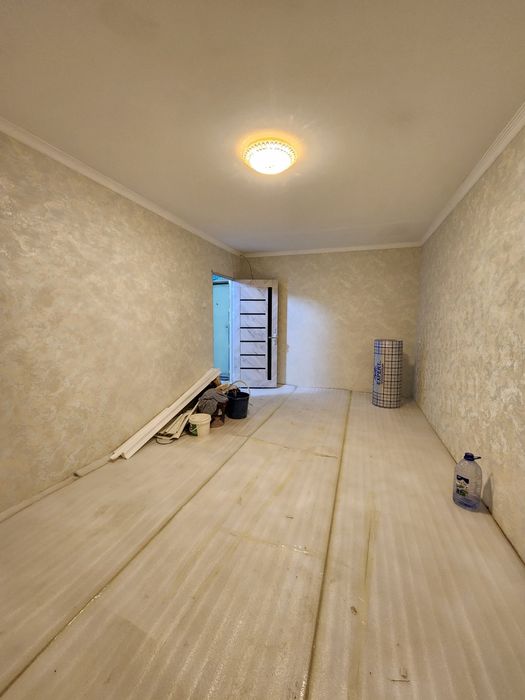 1 хоналик квартира сотилади киргилида