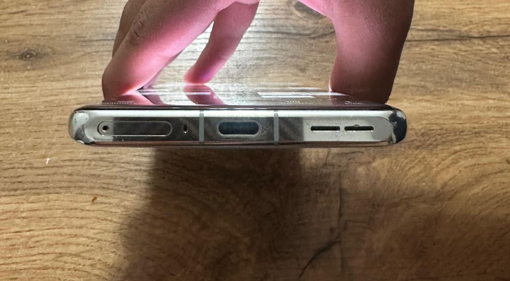 One plus 12 white China version