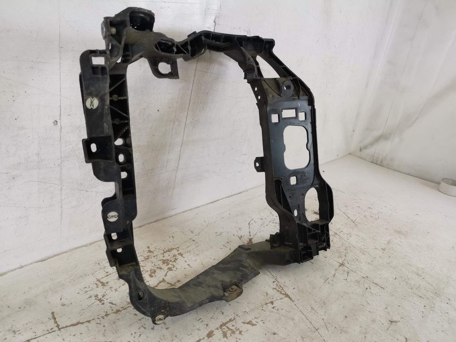 Порше Макан / Porsche Macan 1 [Ляв преден държач/опора в отлично ориги