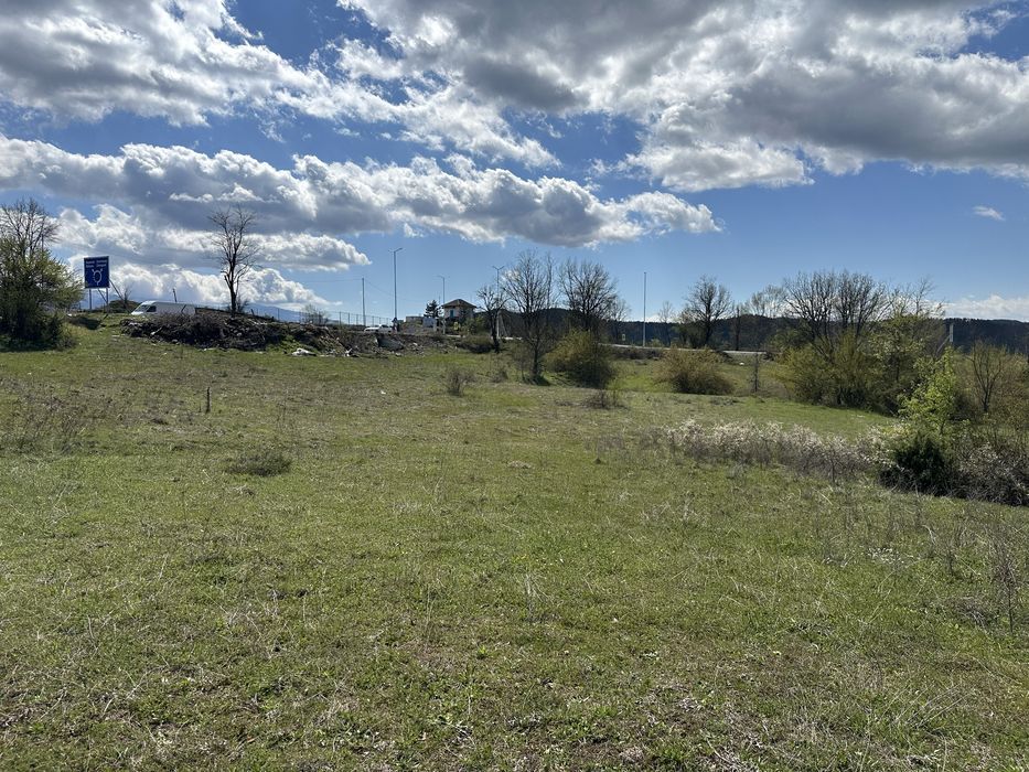 Продава се Парцел в с. Кирково, Област Кърджали - 2251 кв.м за 25 €/кв.м - Снимка #2