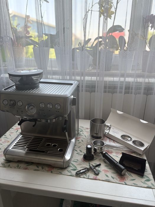 Espressor manual SAGE Barista Express